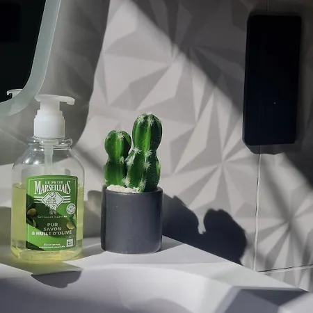 La Bulle Carrée Village Séjour chez l'habitant *