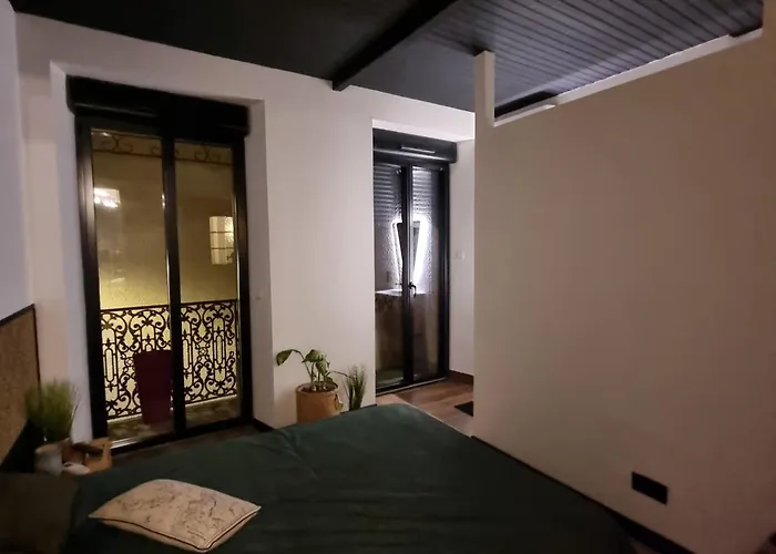 La Bulle Carree - Centre Historique Medieval - Homestay La Palme