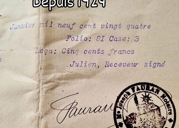 La Bulle Carree - Centre Historique Medieval - Homestay *